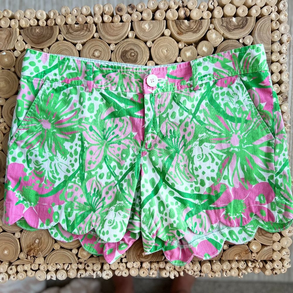 Lilly Pulitzer Green and Pink Floral Buttercup Shorts 5” Inseam